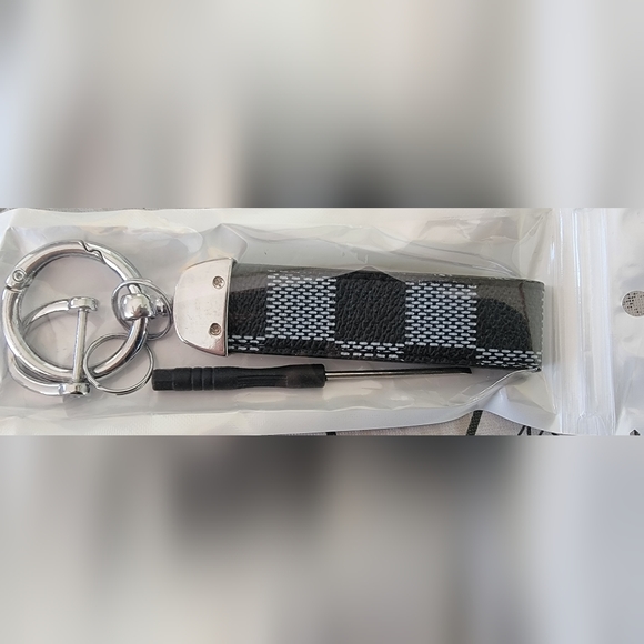 PU Leather bag keychain, car keys holder, keyring - Picture 10 of 10